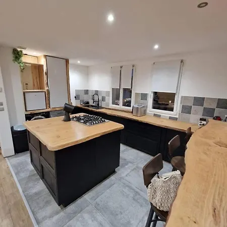 Beautiful Beachfront 公寓 *